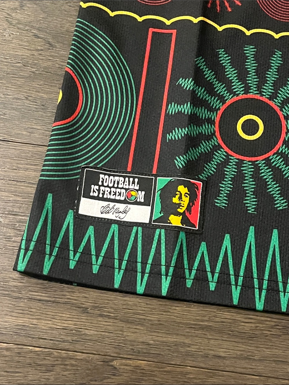 Adidas Jamaica Football is Freedom Bob Marley Reggae Boyz Soccer Jersey Men’s L - Picture 3 of 13